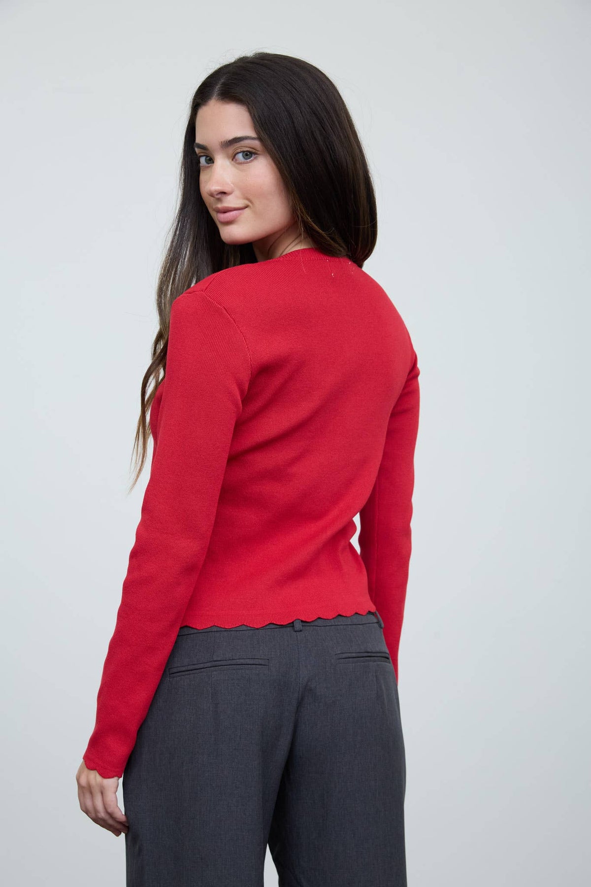 SCALLOPED BUTTON DETAIL LONG SLEEVE KNIT CARDIGAN (PRE-ORDER)