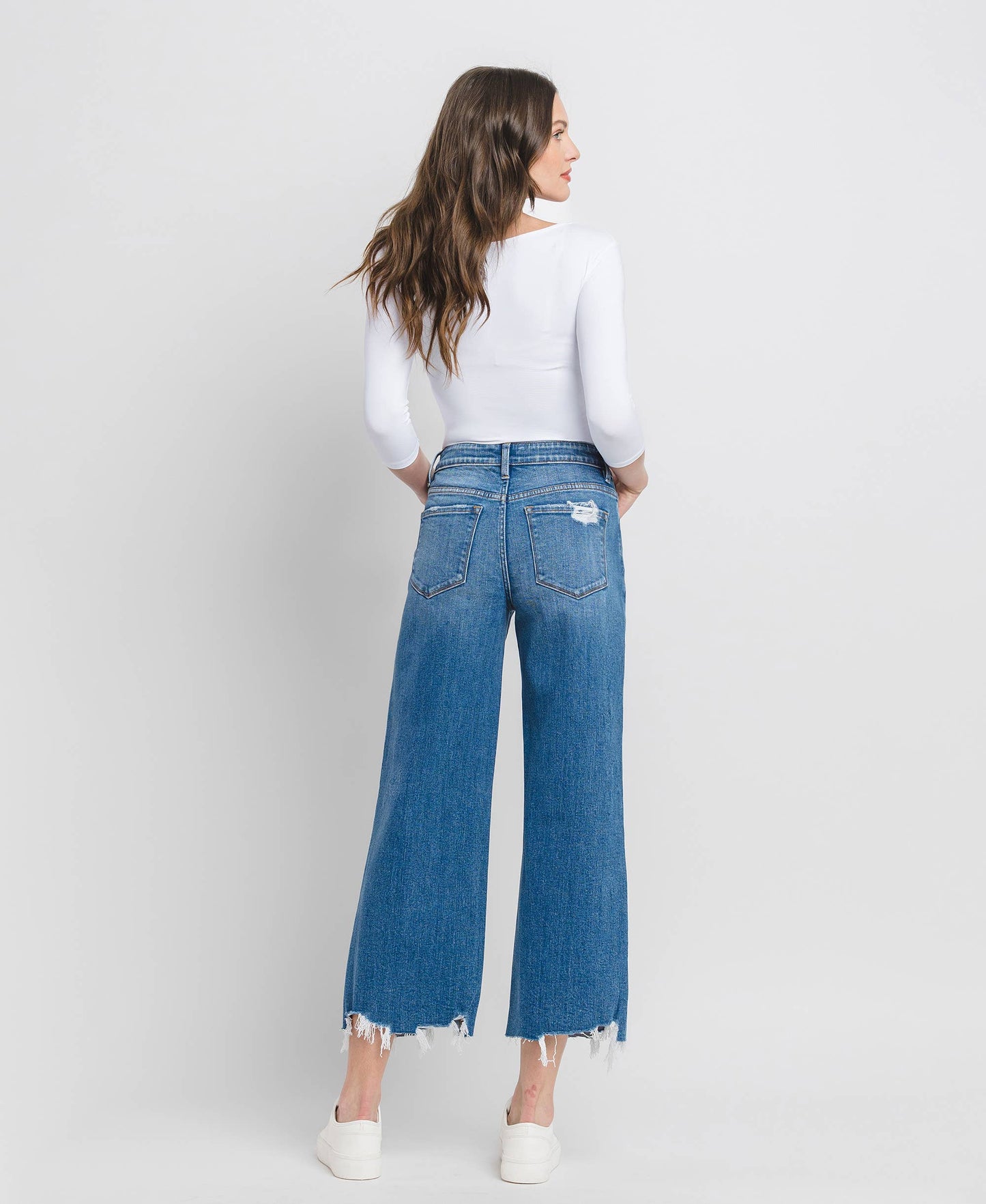 HIGH RISE CROP WIDE LEG JEANS