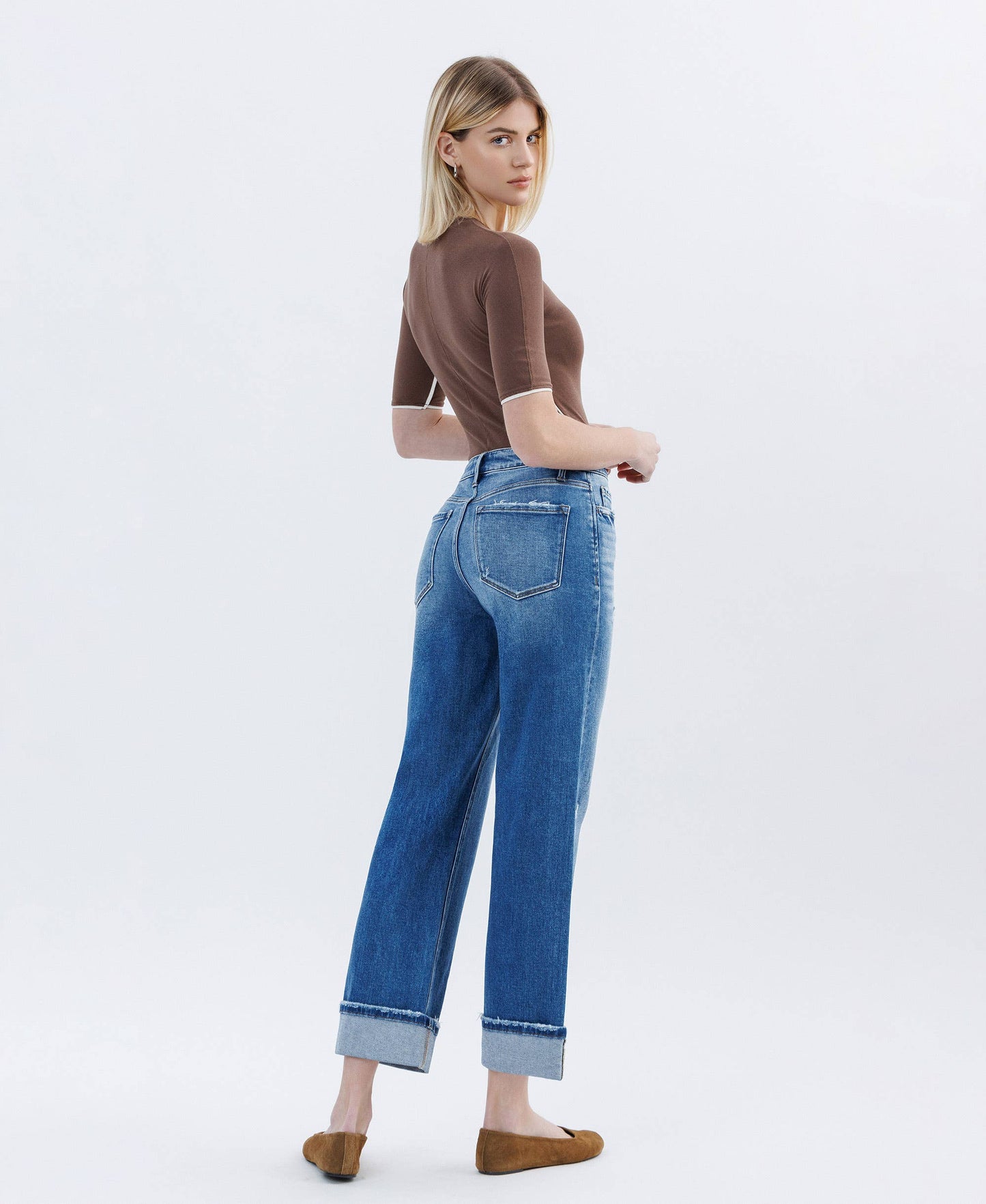 HIGH RISE CUFFED SLIM WIDE JEANS