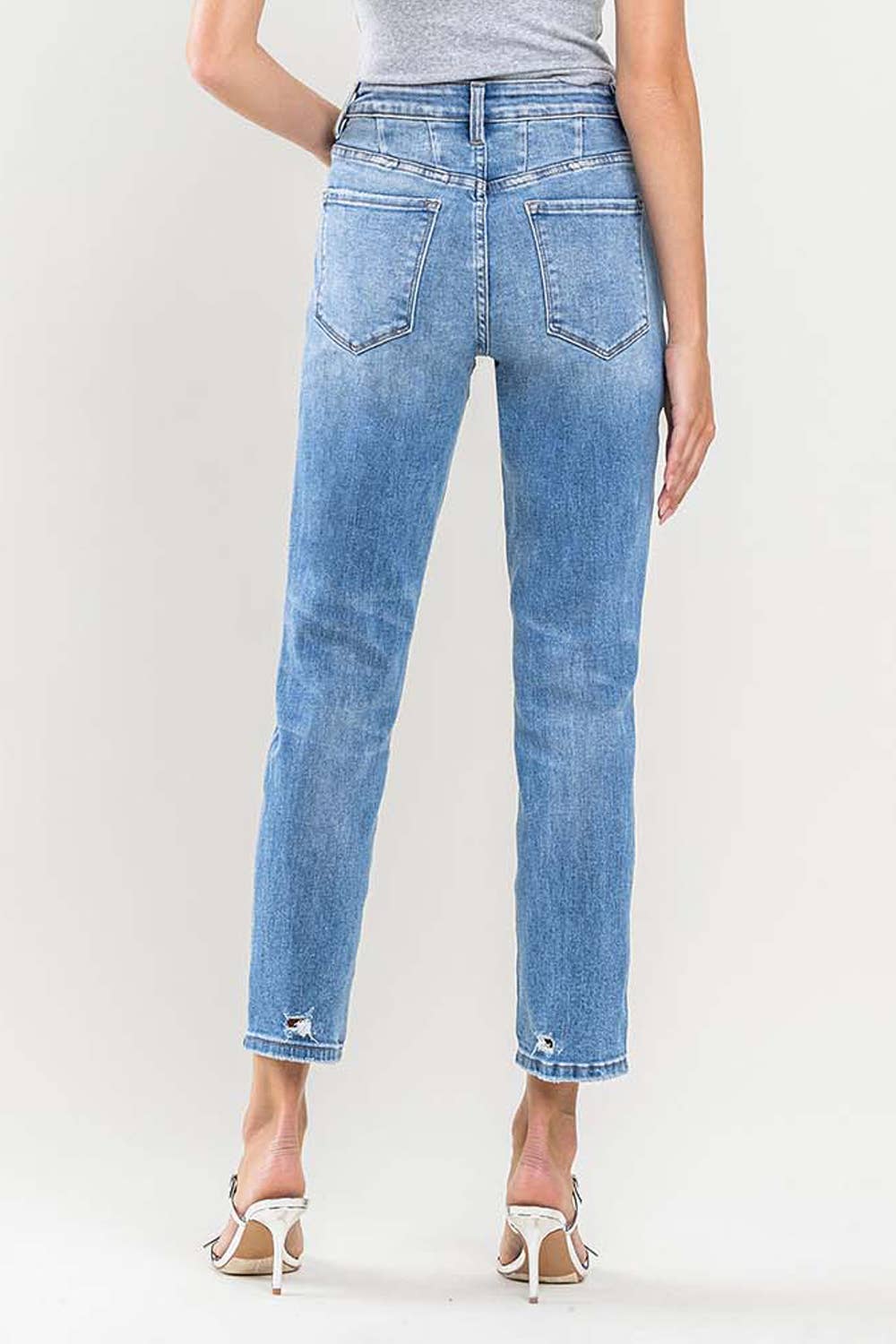 SUPER HIGH RISE DISTRESSED CROP MOM JEANS