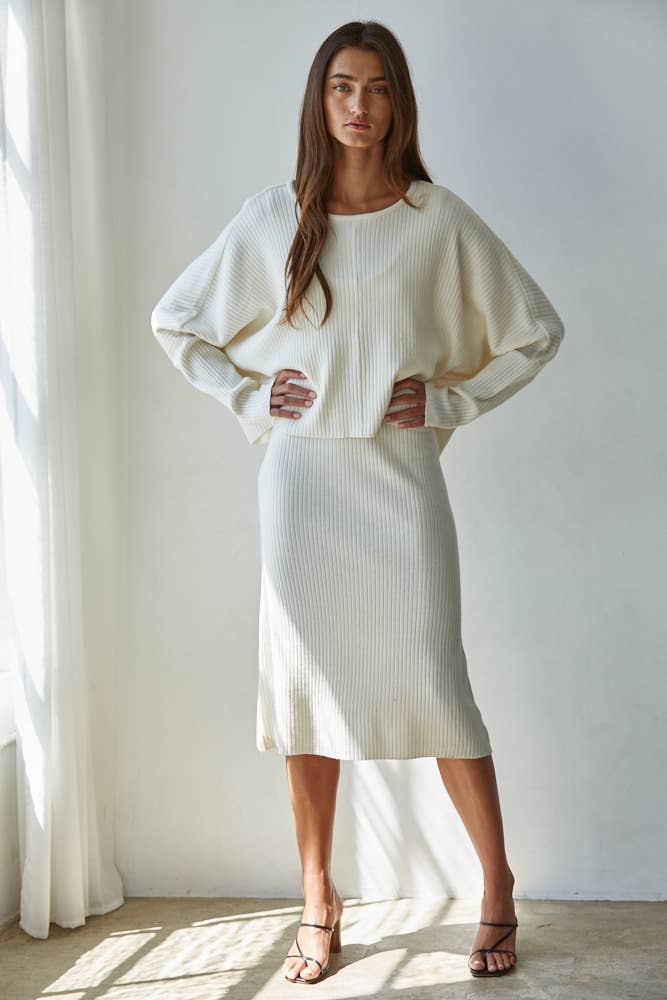 W2288T | Knit Sweater Ribbed Round Neck Long Sleeve Top