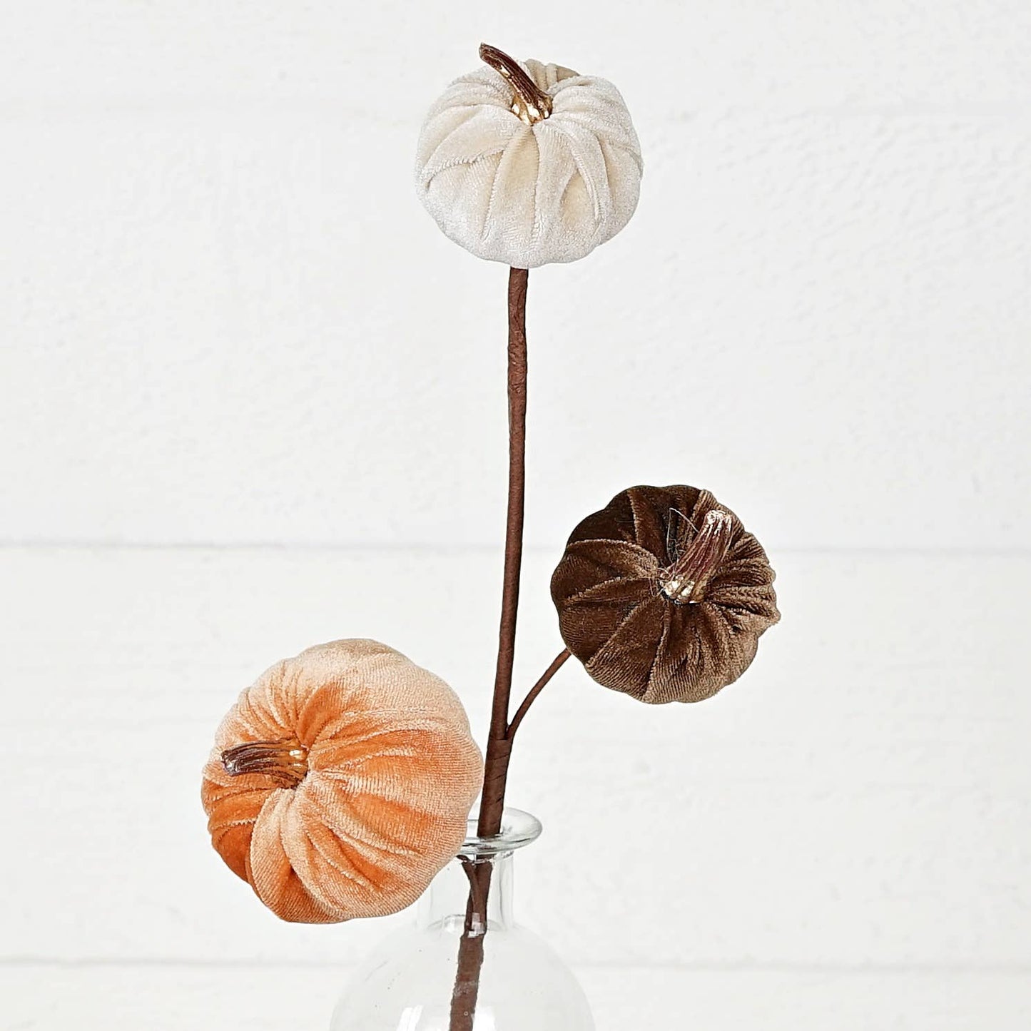 31350-15-inch Pick with mixed Velvet gold stem pumpkins