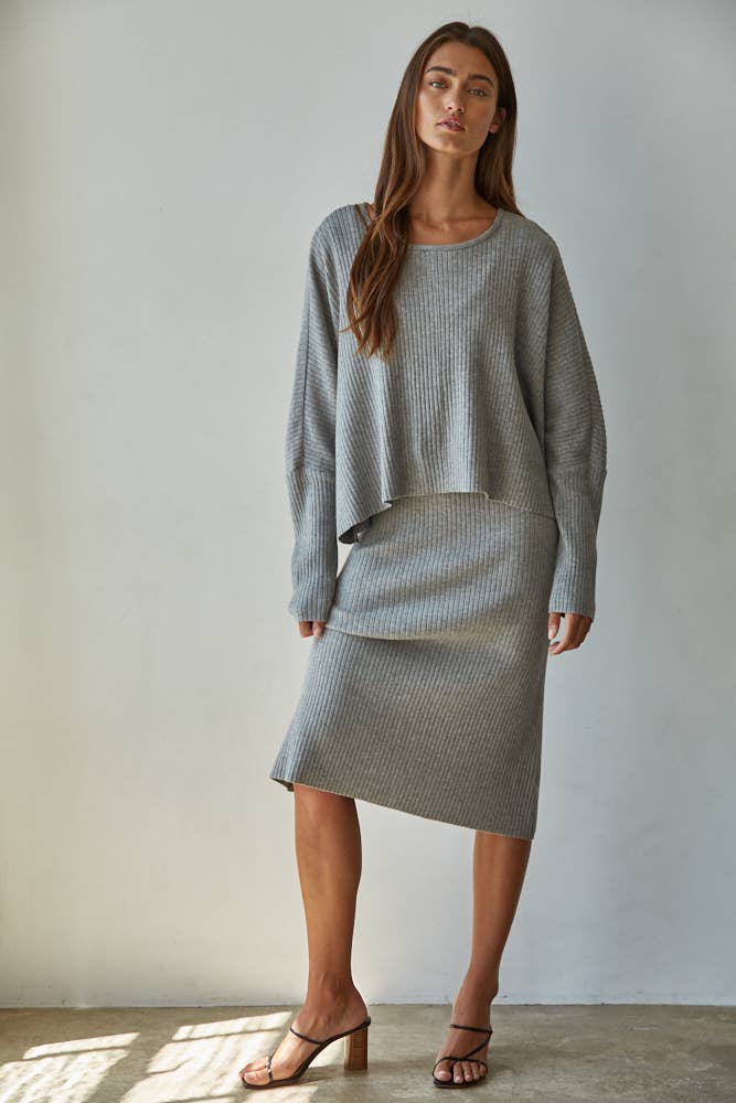 W2288T | Knit Sweater Ribbed Round Neck Long Sleeve Top