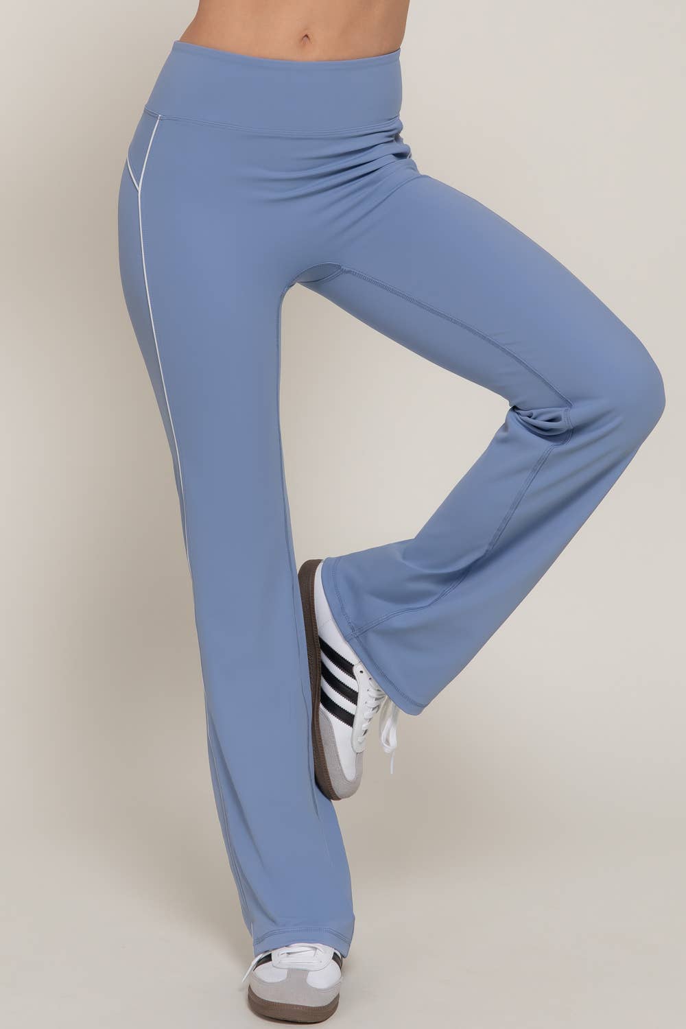 Waist Band Contrast Piping Detail Workout Pants