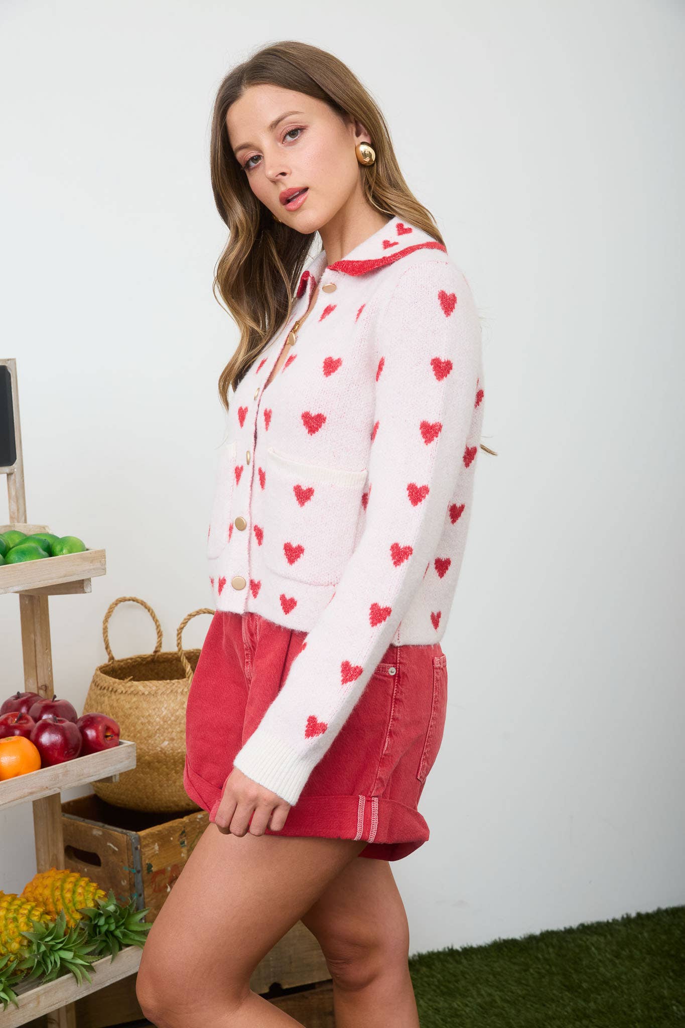 HEART PATTERN SCALLOP COLLAR BUTTON DOWN CARDIGAN
