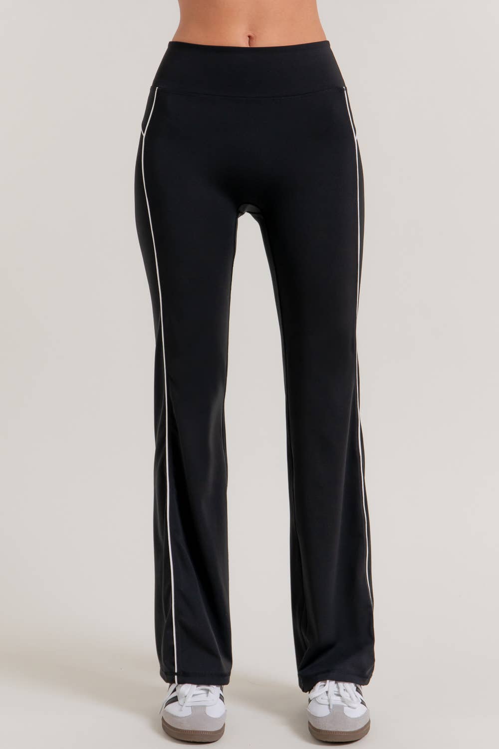 Waist Band Contrast Piping Detail Workout Pants