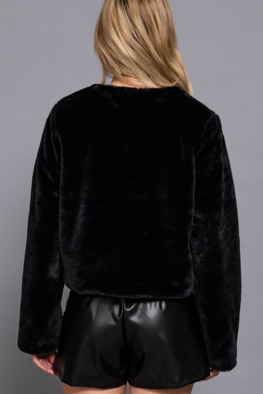 Long Sleeve Round Neck Faux Fur Crop Length Blazer