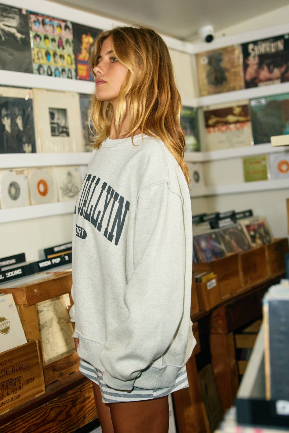 IT2821-DILLYDALLYIN  Reversible Oversized Sweatshirt