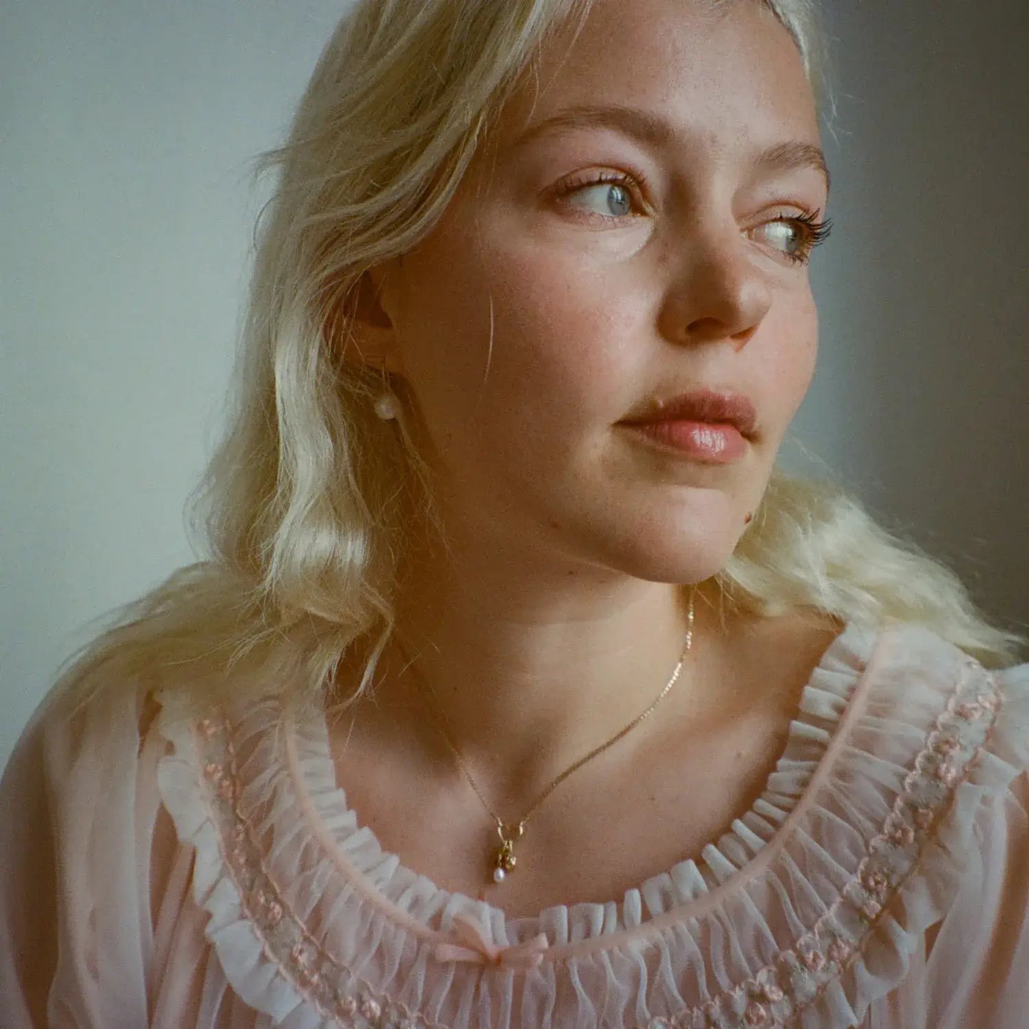 Heart Clasp Charm Necklace 18K Gold Stainless Steel