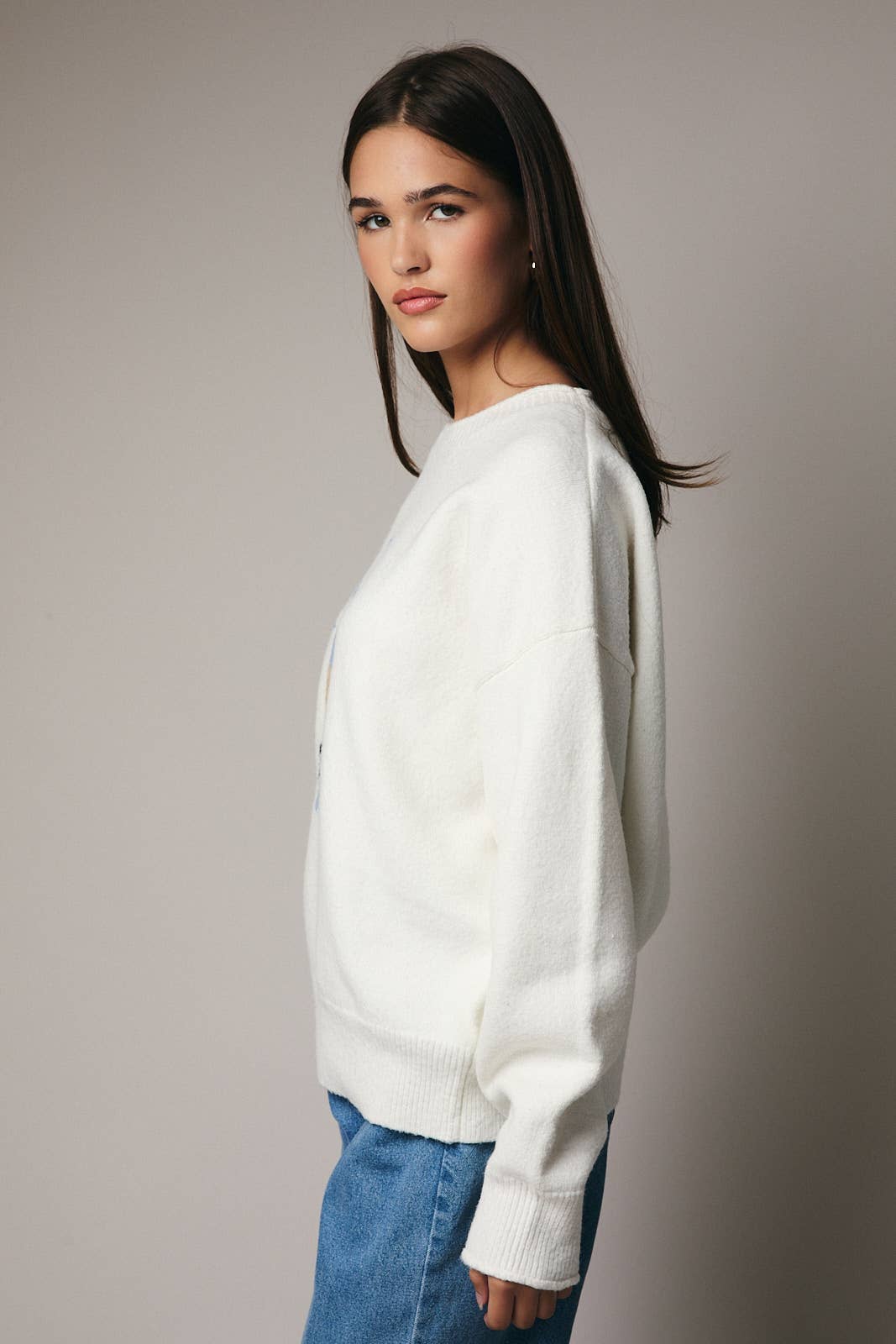 ROUND NECK LONG SLEEVE CHAMPAGNE GRAPHIC SWEATER
