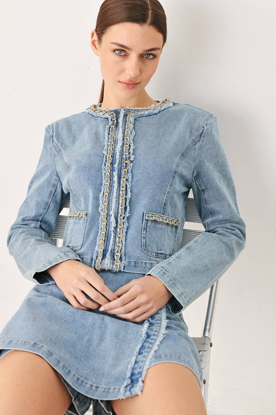 A washed denim crop jacket - FJ1535