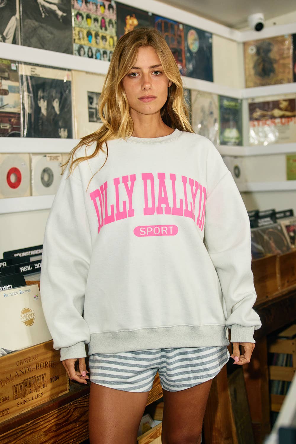 IT2821-DILLYDALLYIN  Reversible Oversized Sweatshirt