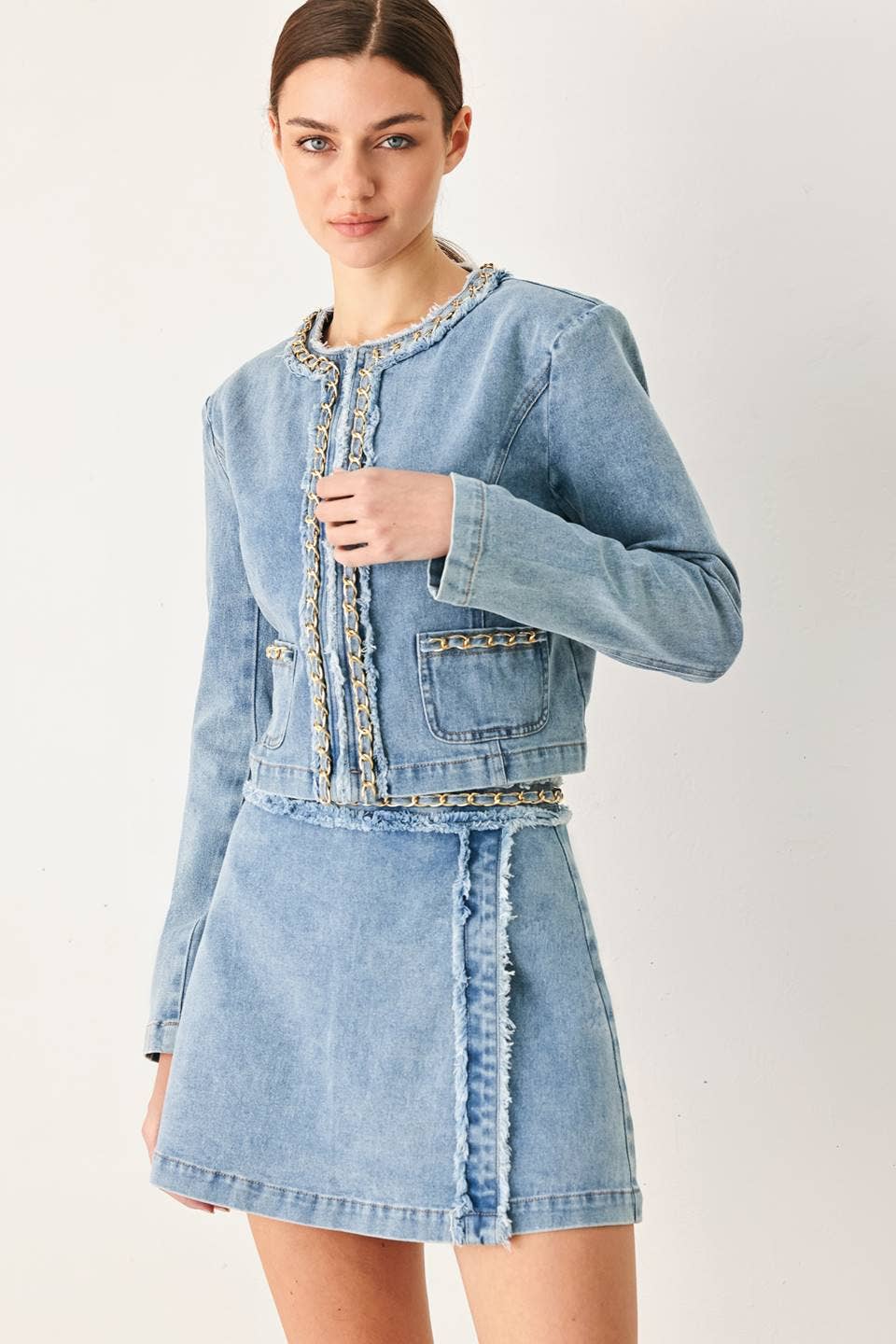 A washed denim crop jacket - FJ1535