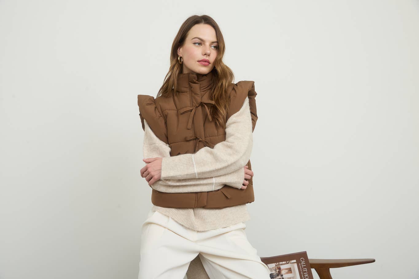 FLUTTER SLEEVE BOW DETAIL ZIP-UP PUFFER VEST