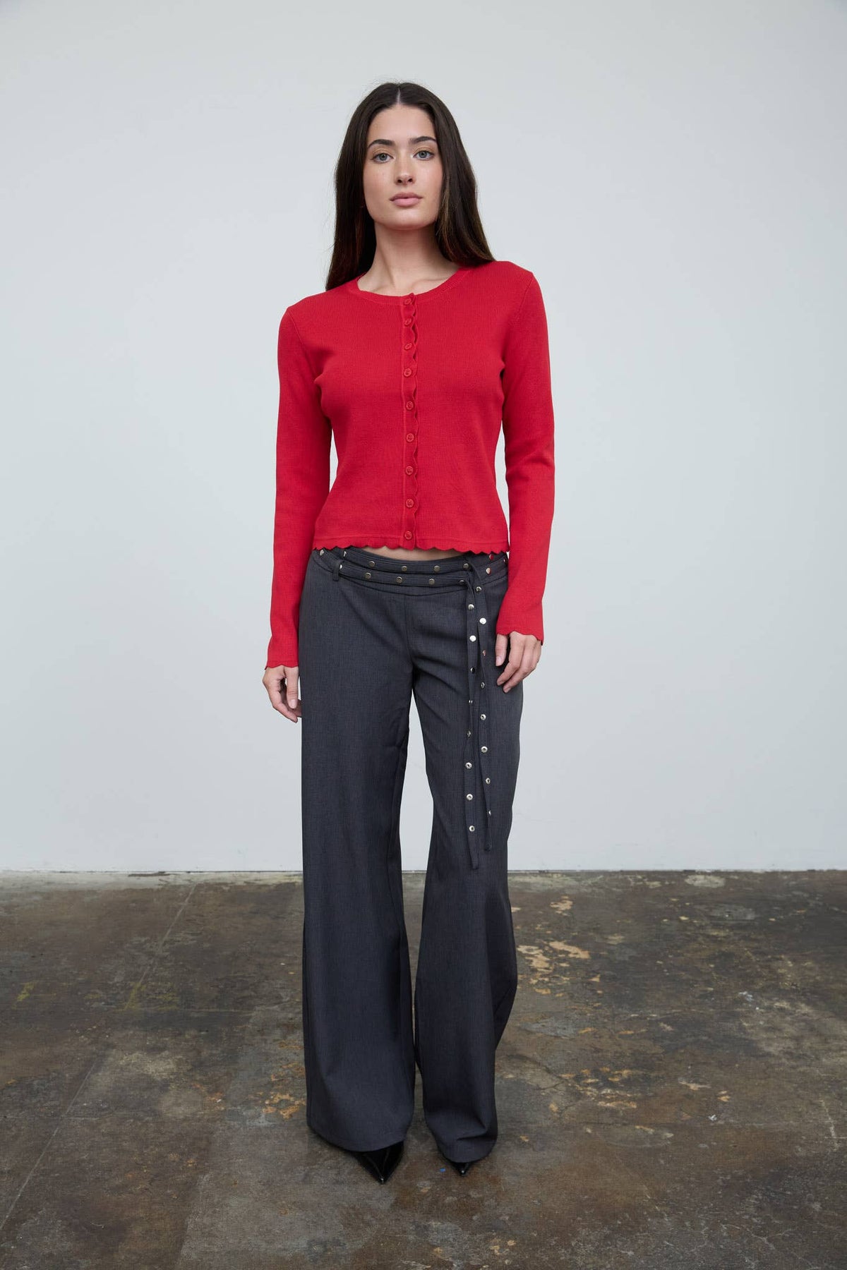 SCALLOPED BUTTON DETAIL LONG SLEEVE KNIT CARDIGAN  (PRE-ORDER)