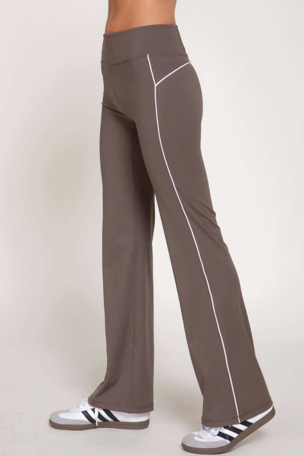 Waist Band Contrast Piping Detail Workout Pants