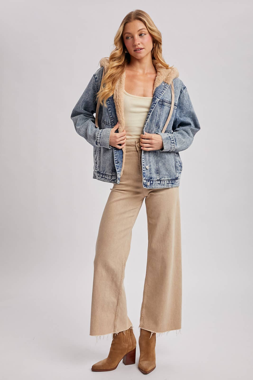 BUTTON DOWN FAUX FUR HOODED DENIM JACKET