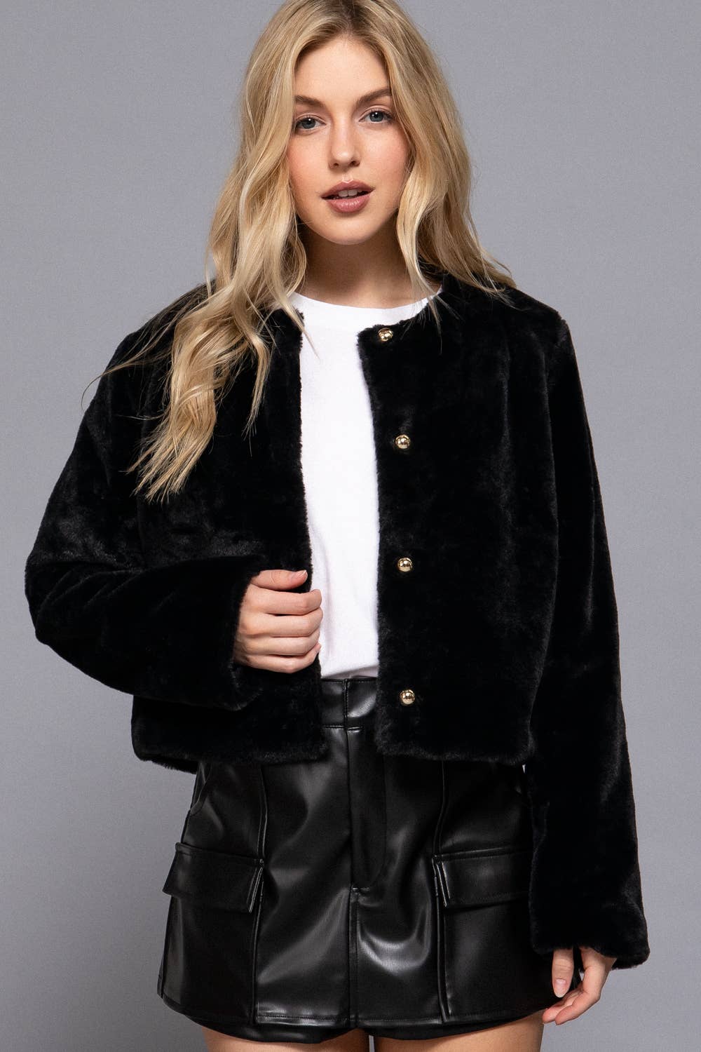 Long Sleeve Round Neck Faux Fur Crop Length Blazer