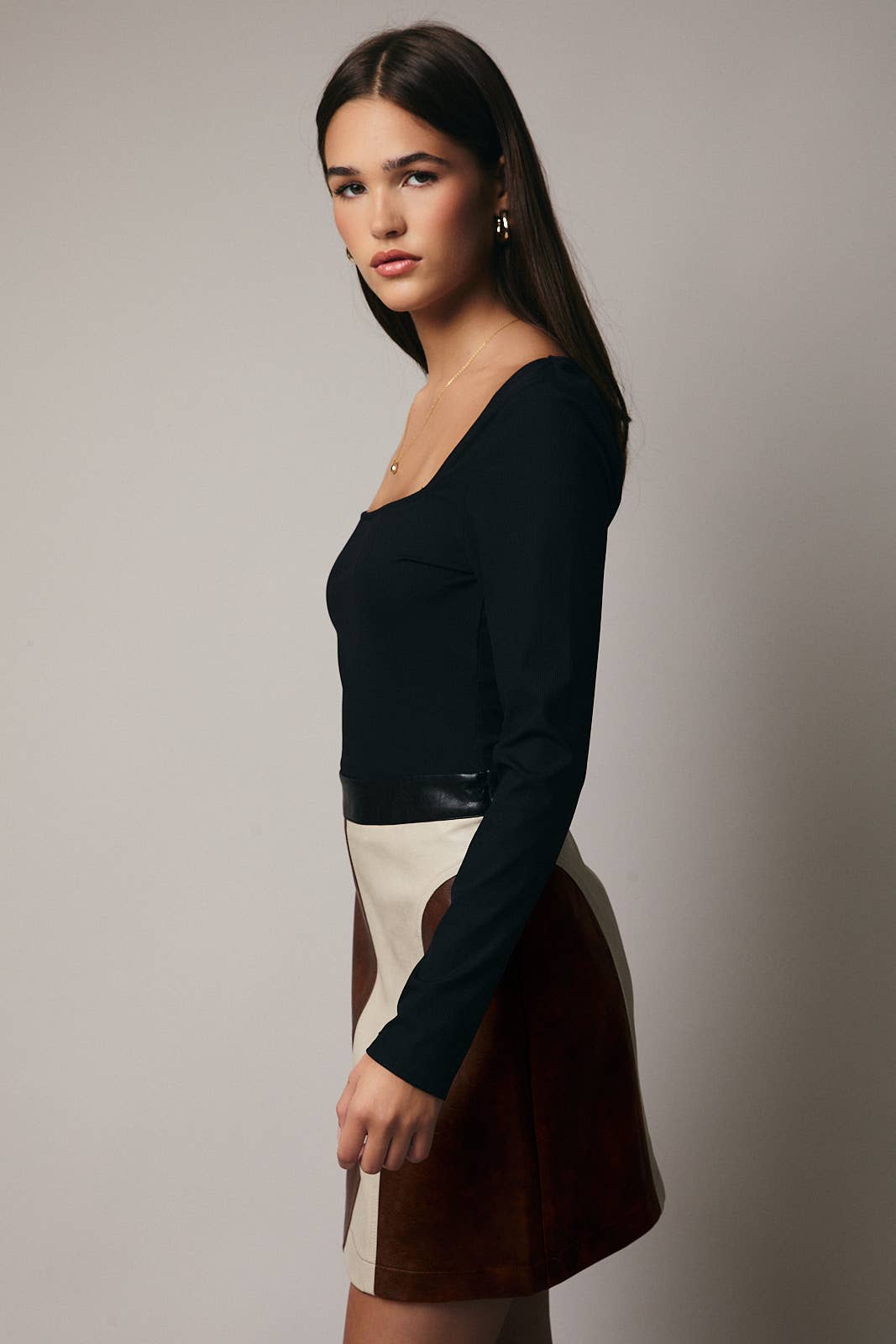 SQUARE NECK LONG SLEEVE BODYSUIT