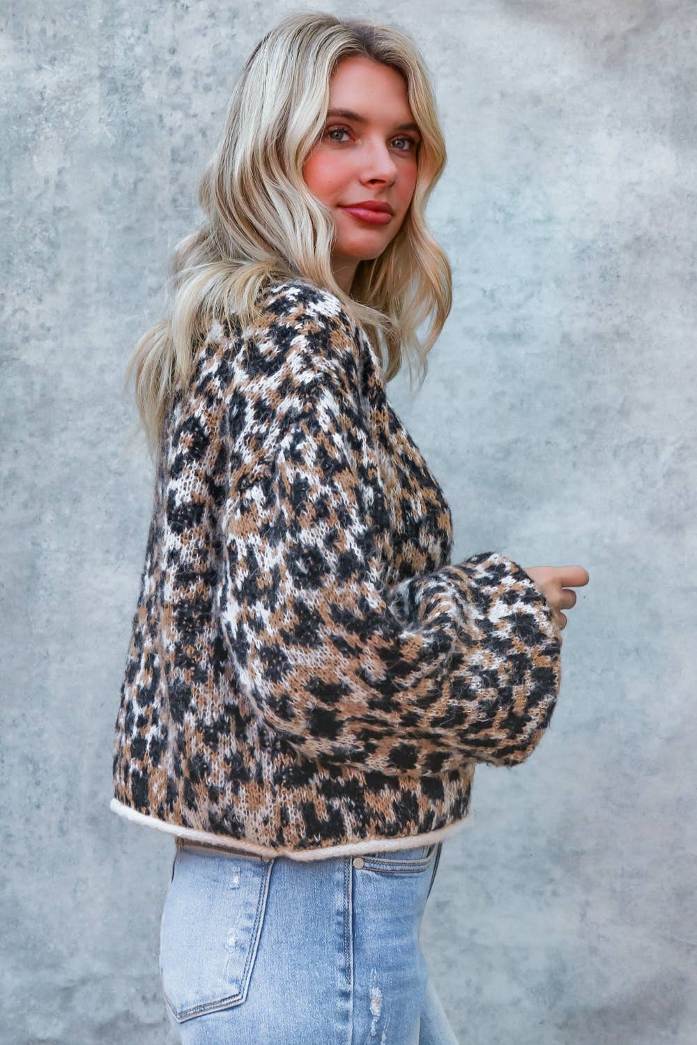 LEOPARD LONG SLEEVE CARDIGAN WITH GOLD BUTTON